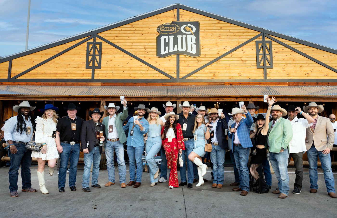 NOT OUR FIRST RODEO COTTON HOLDINGS AT THE 2023 WORLD'S CHAMPIONSHIP